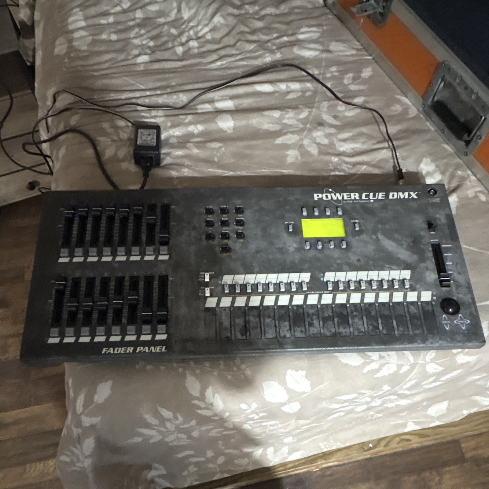 High End Systems Power Cue DMX 24-Channel DMX Controller w/ Case
