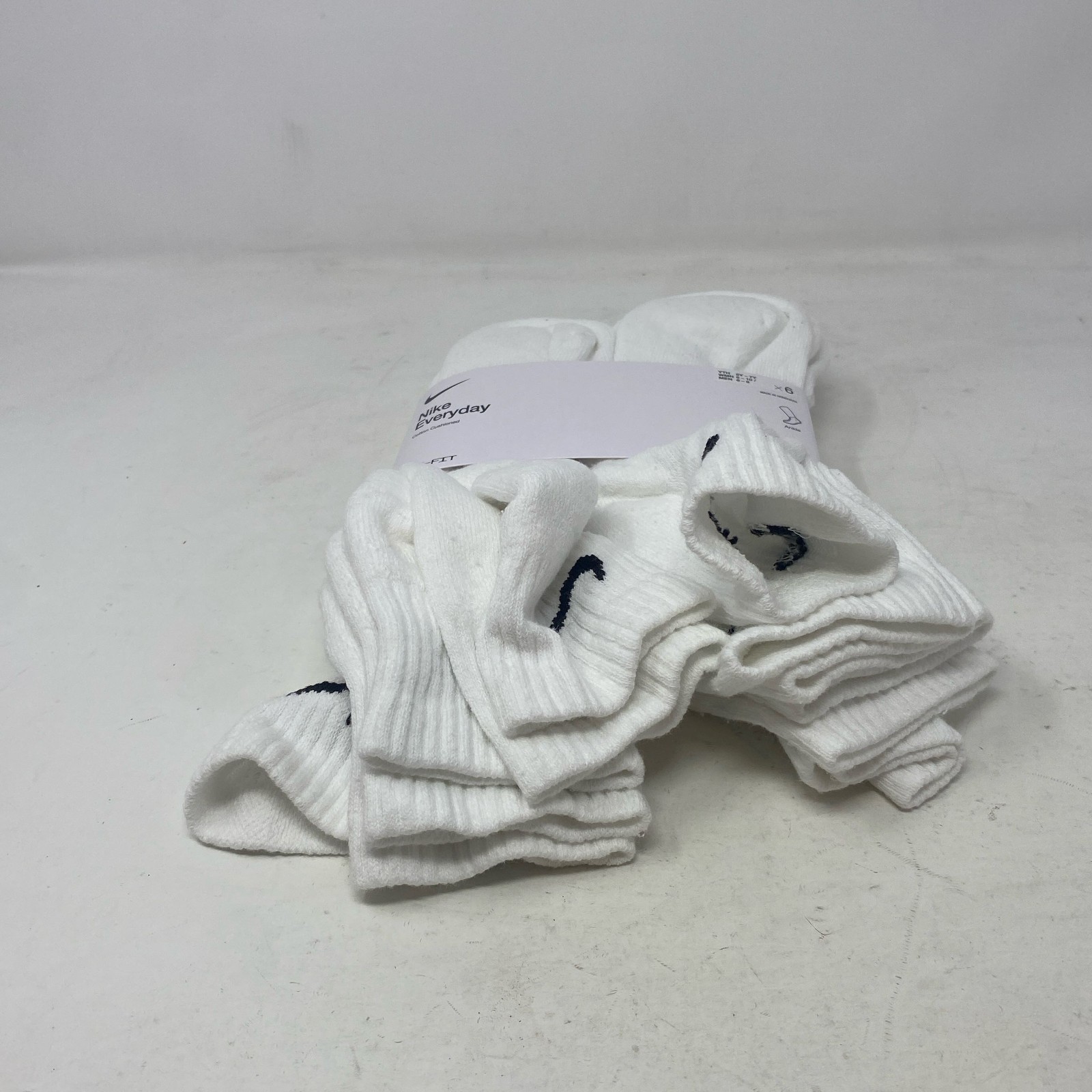 Nike Everyday Dri-FIT Cushioned Low Socks 6-Pk White L (M 8-12)