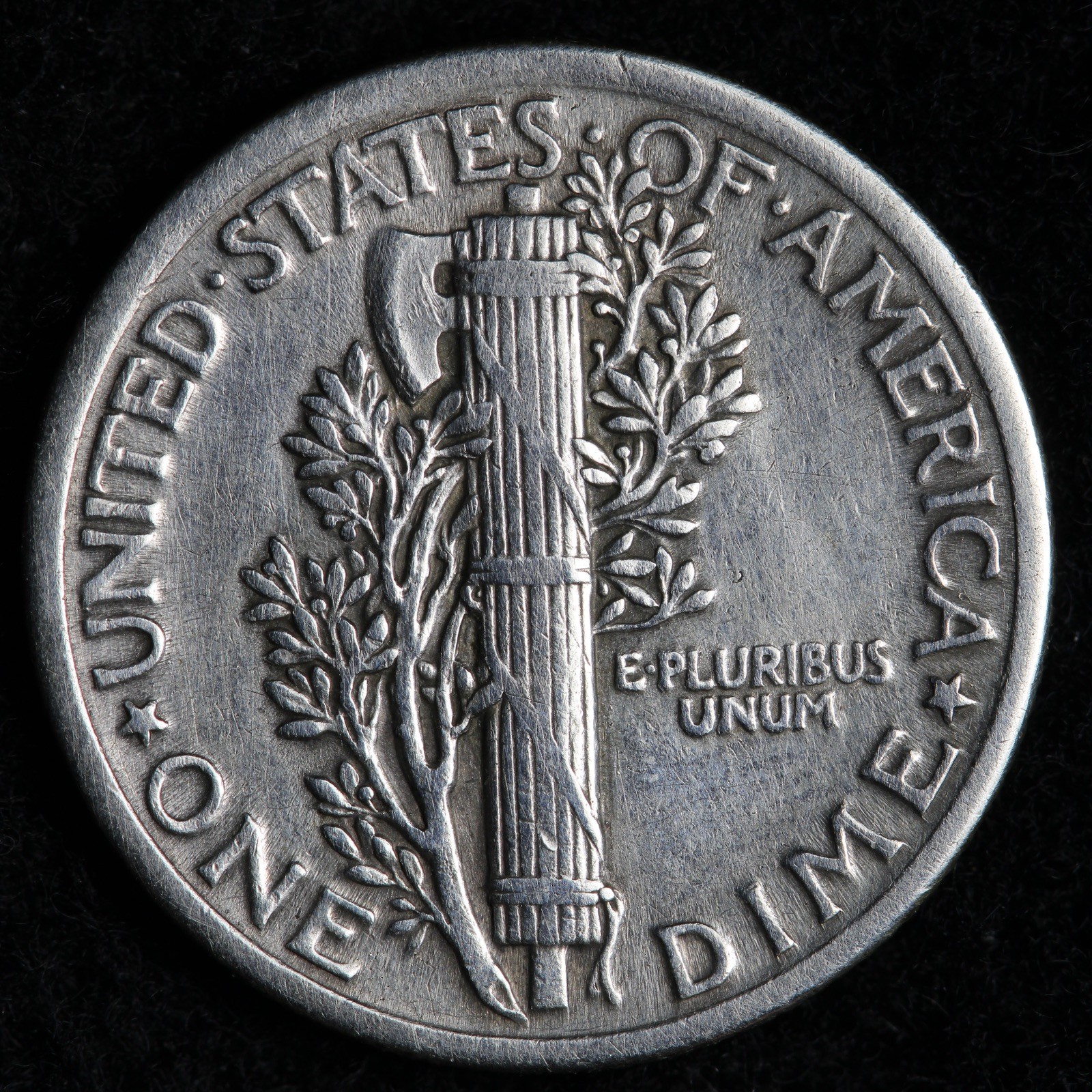 1918 Mercury Silver Dime XF+ E284 UGCN