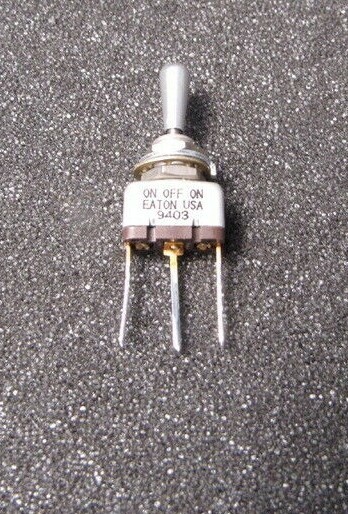 Eaton TG3MPCL ON-OFF-ON MOMENTARY SPST