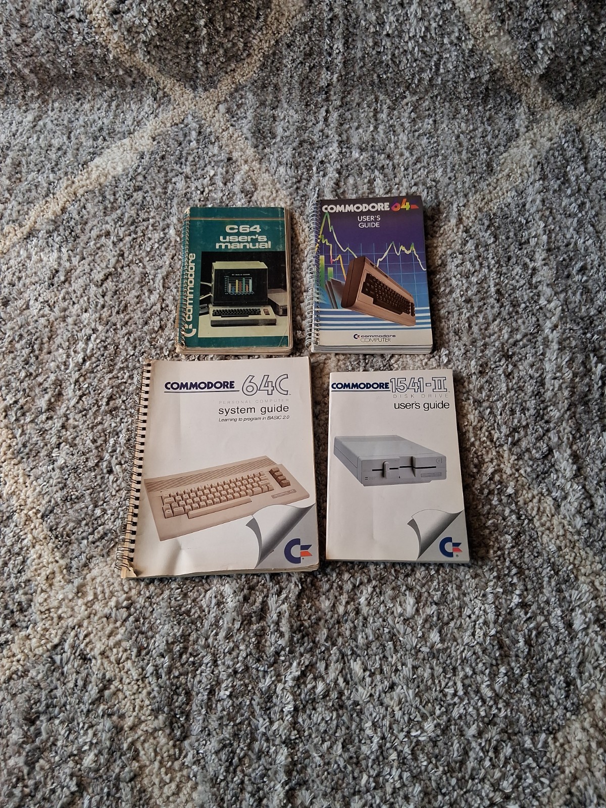 Commodore 64 PC User's Guide Lot Of 4 Books VTG