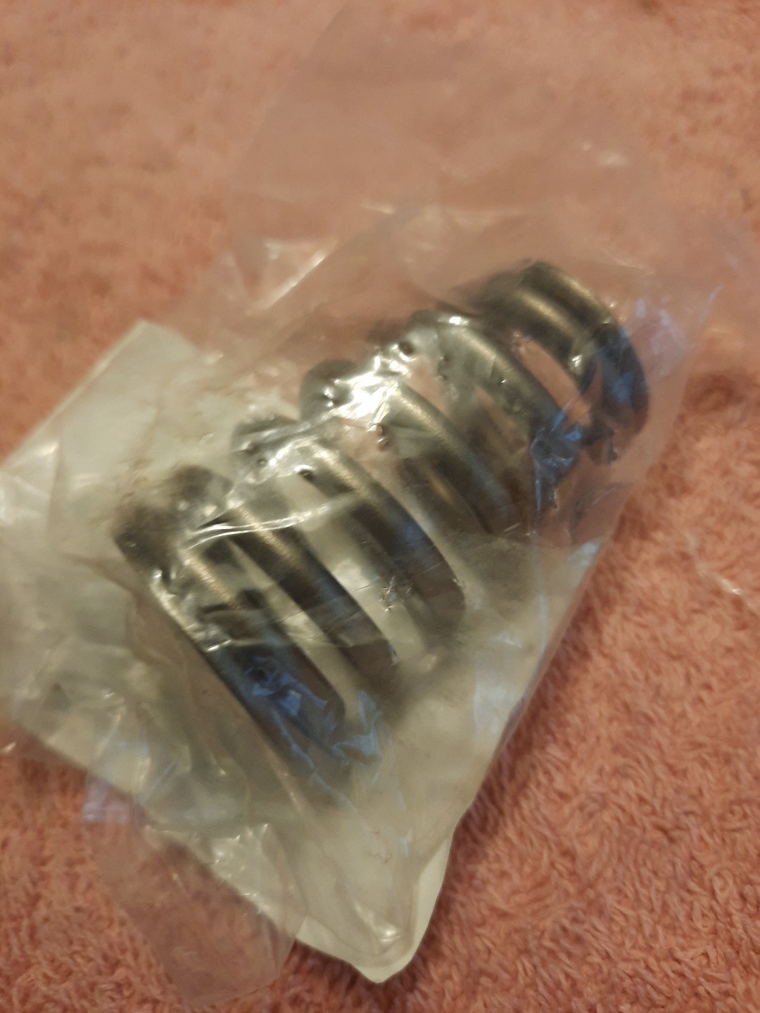Gm 12589774 Valve Spring