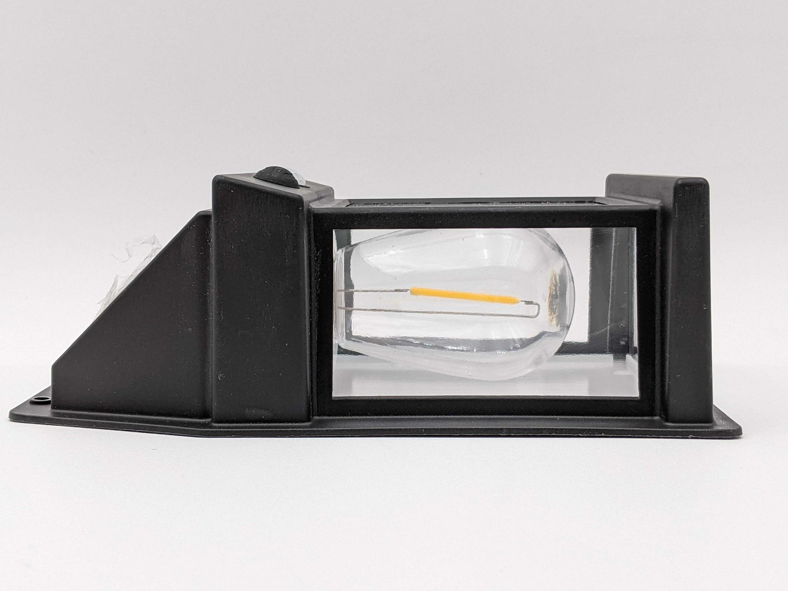 Solar Interaction Wall Lamp