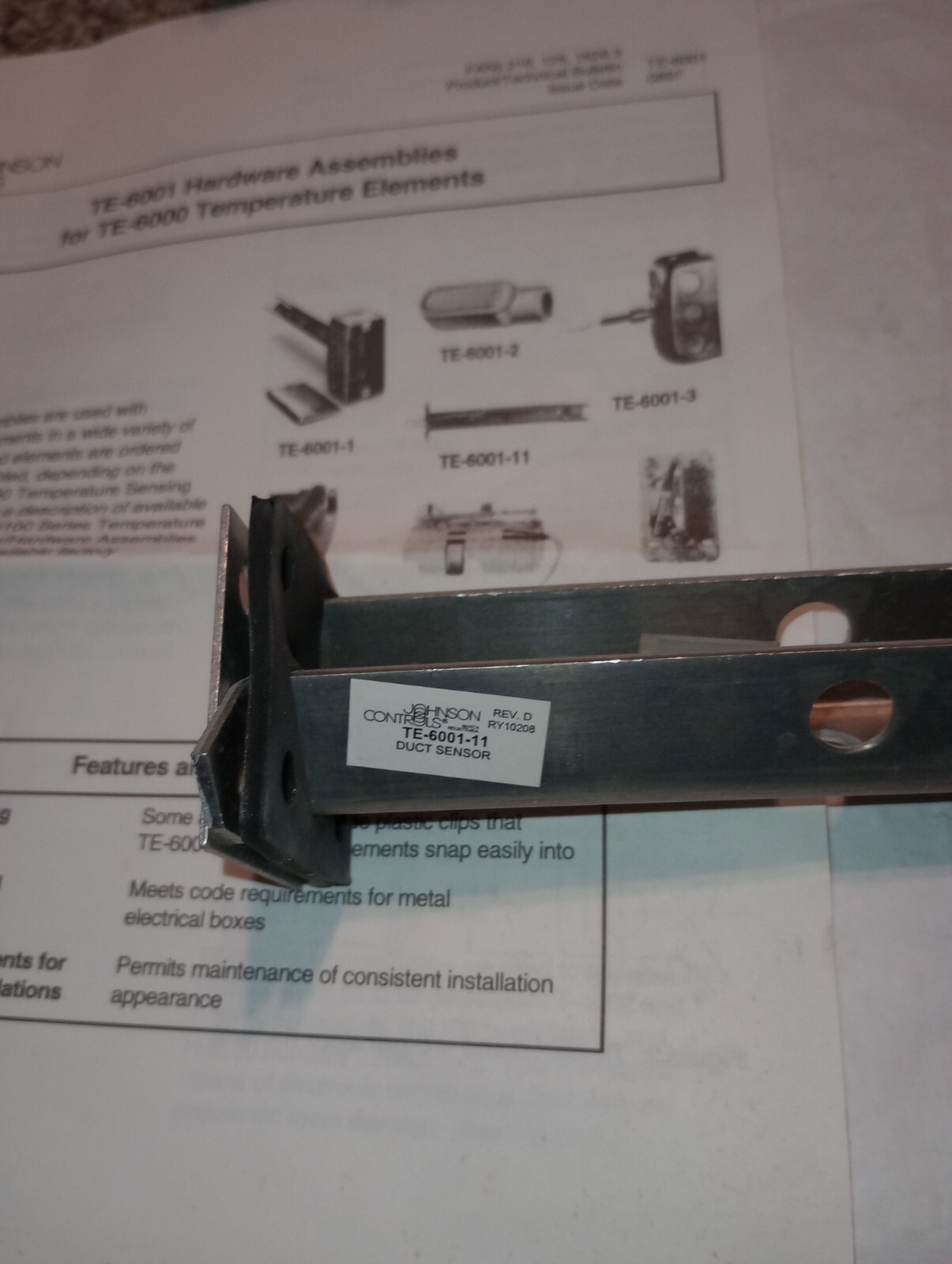 NEW GENUINE JOHNSON CONTROLS TE-6001-11 DUCT SENSOR MOUNTING ASSEMBLY