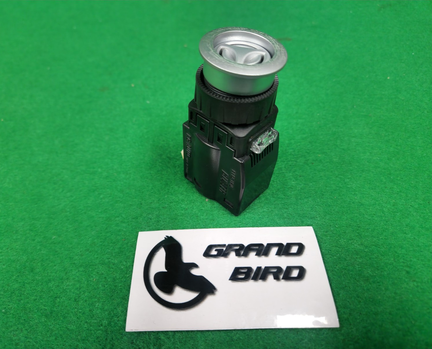KG AUTO KGB-LD2B LED Lamp Green Push Button Switch, USED