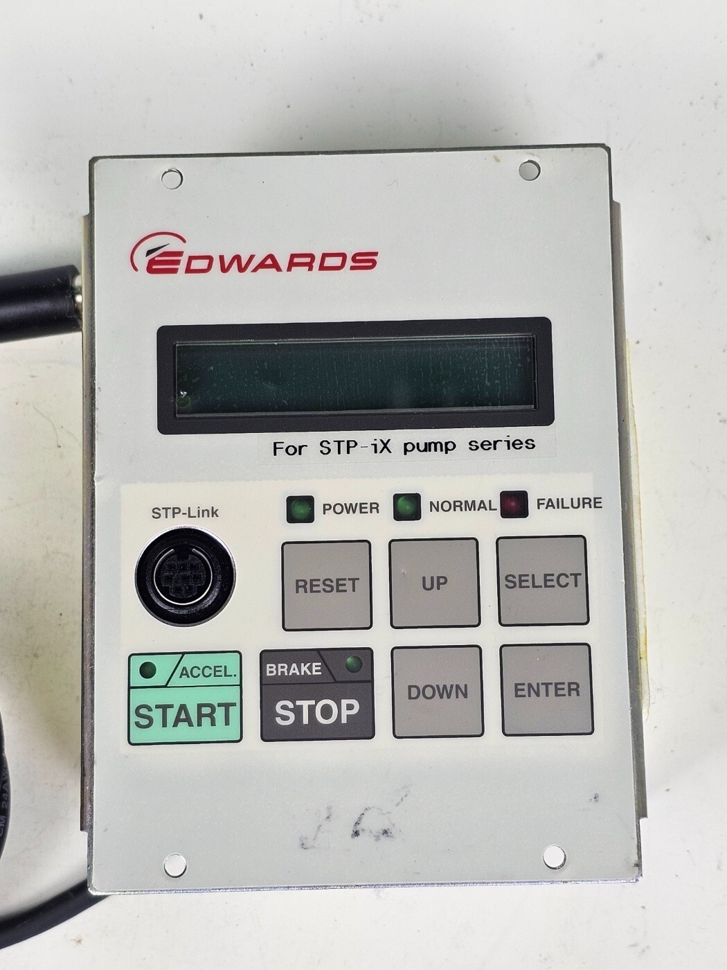 EDWARDS STP-iX pump series iDT-001