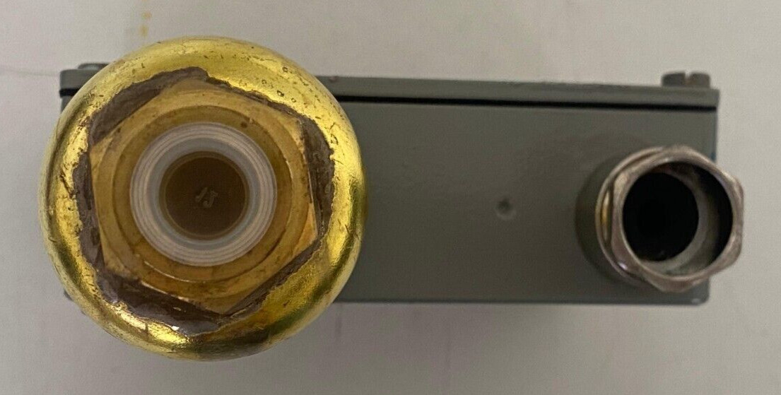 TRAFAG / PRESSOSTAT / PRESSURE SWITCH / 900.2675