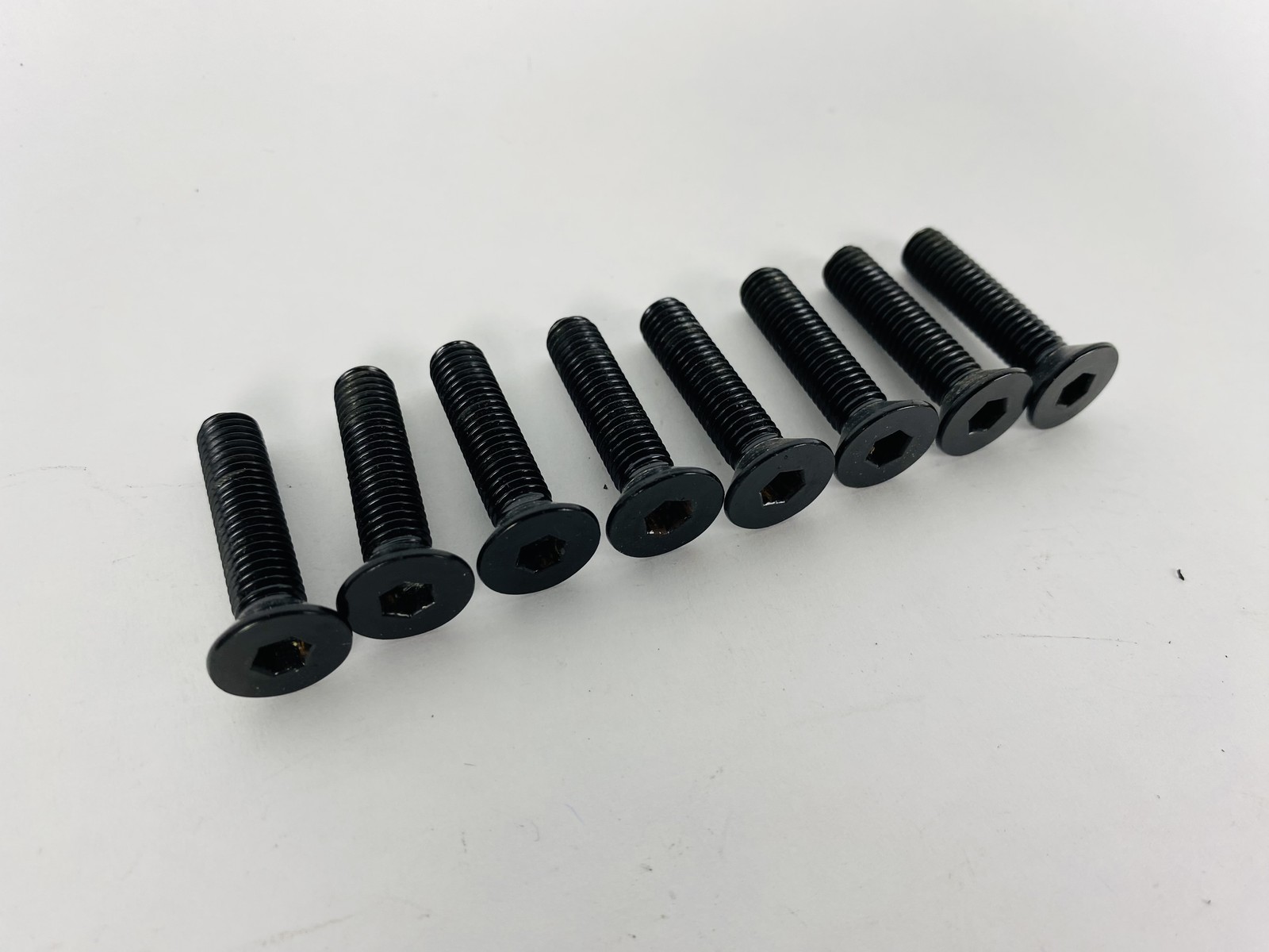 Precor TRM211 Treadmill Deck Bolts Screws (HP137)