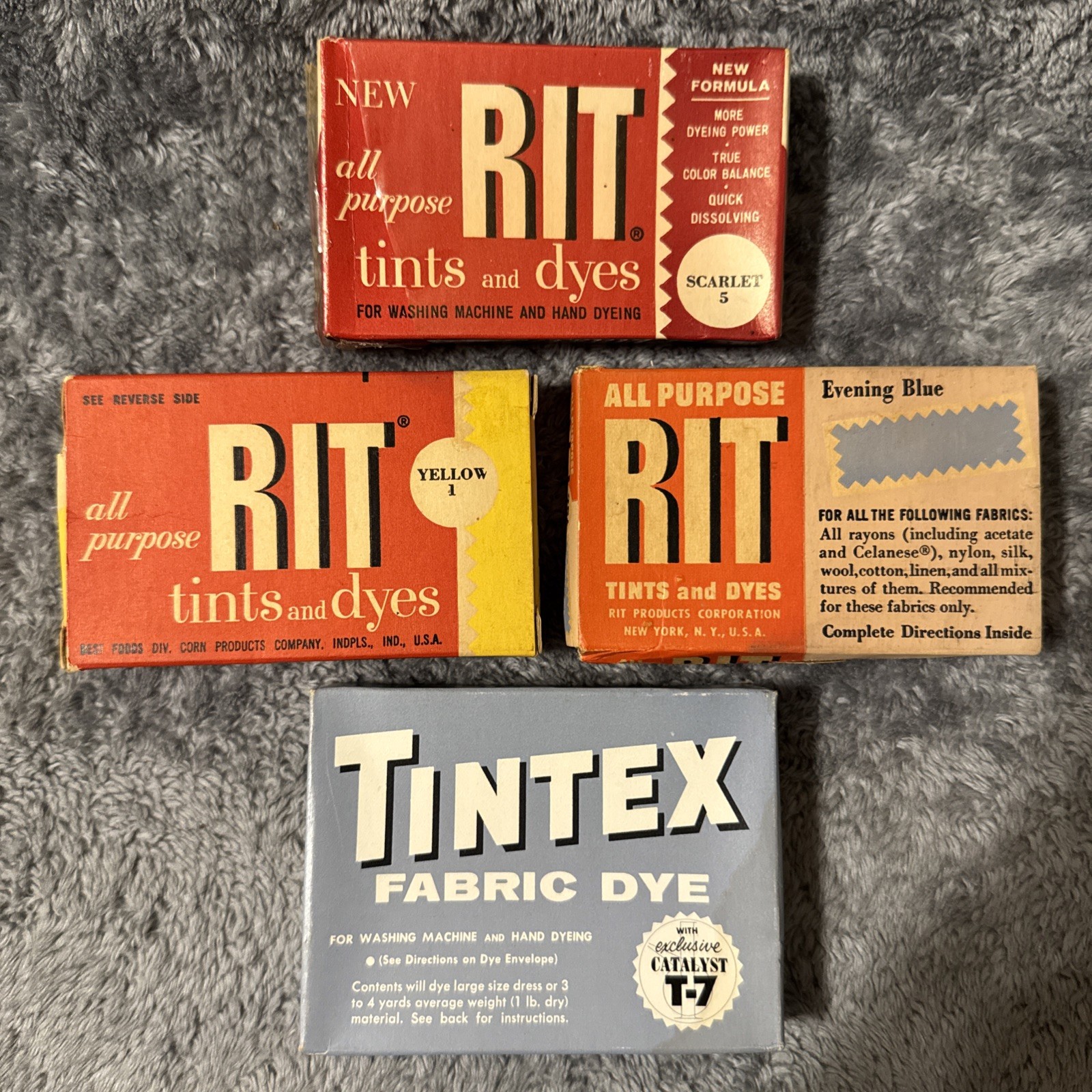 NOS LOT OF 4 VINTAGE BOXES OF (1) TINTEX Fabric Clothes Dye (3) RIT Set Props