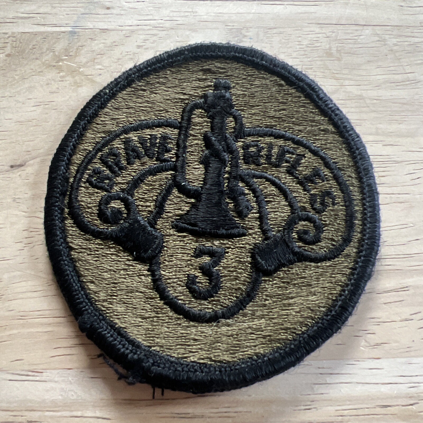 MILITARY PATCH US ARMY 3RD ARMORED CAVALRY REGIMENT BRAVE RIFLES Patch