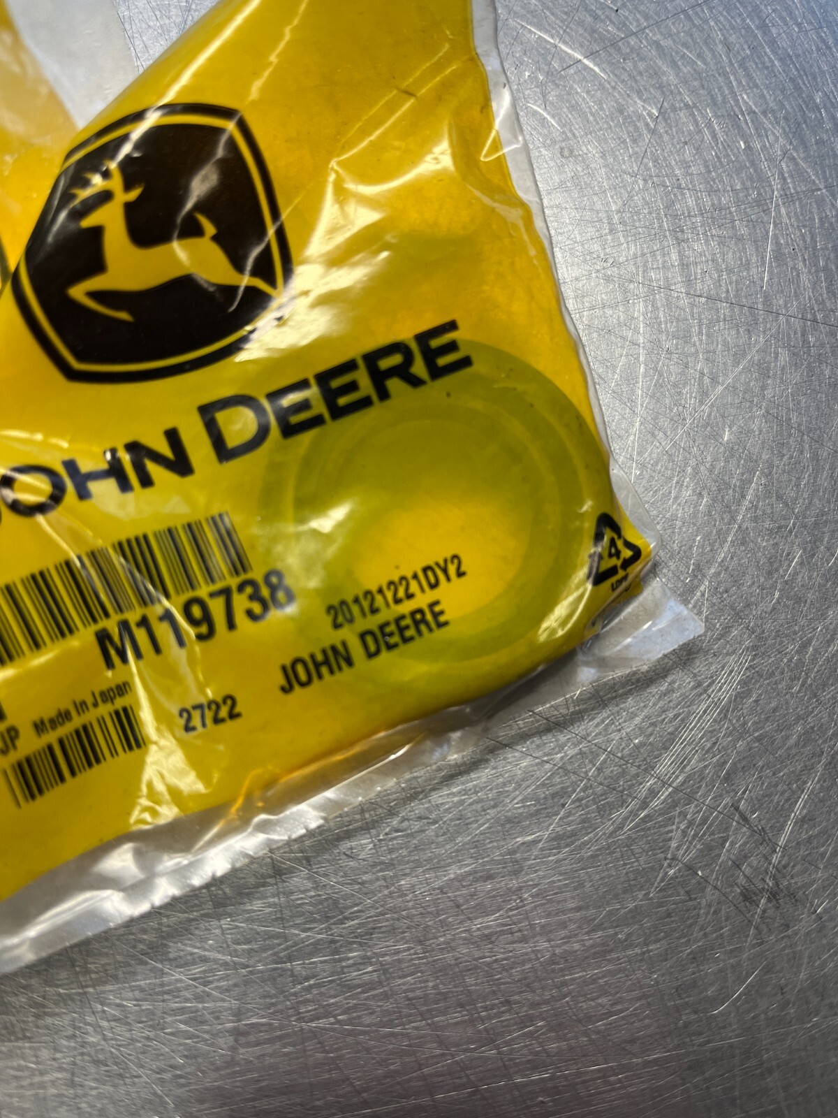 M119738 Genuine OEM John Deere SEAL