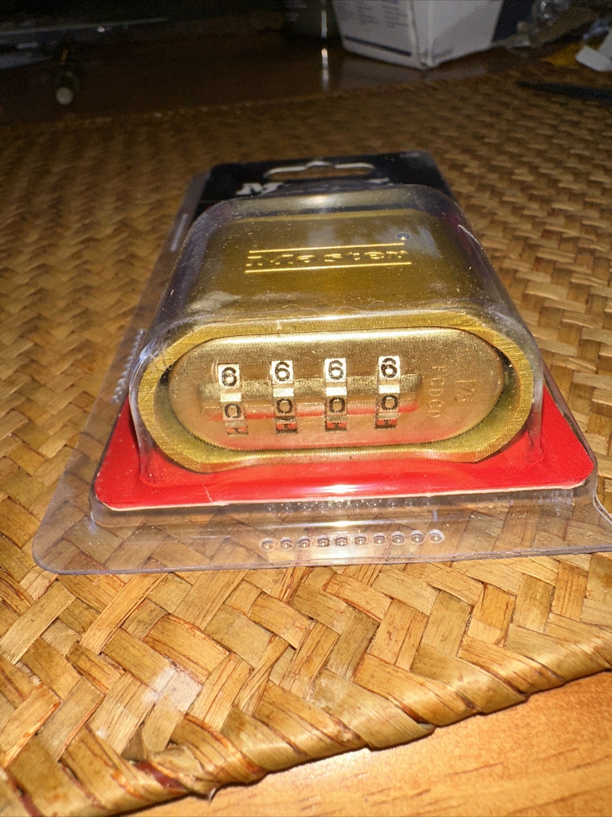 MASTER LOCK COMBINATION PADLOCK 1" SHACKLE NO. 175D RESETTABLE COMBO