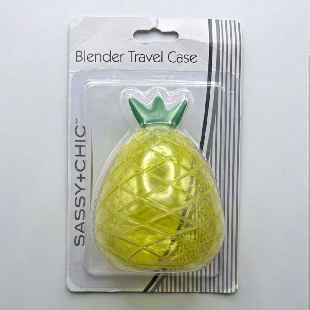 SASSY+CHIC Pineapple Blender Travel Case Reusable Plastic, Green/Yellow
