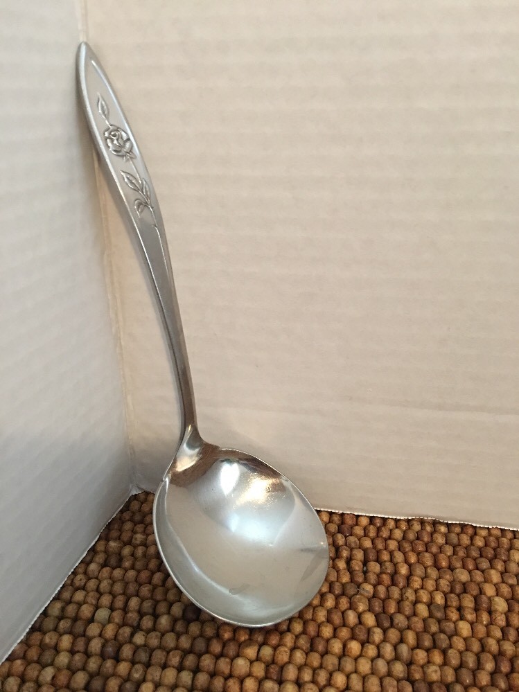 Oneida MY ROSE Stainless Glossy Floral Leaves SAUCE GRAVY LADLE 7.5”