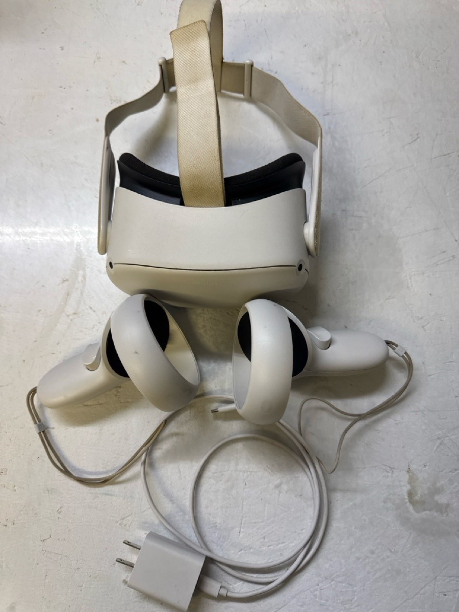 OCULUS META QUEST (G69007130)