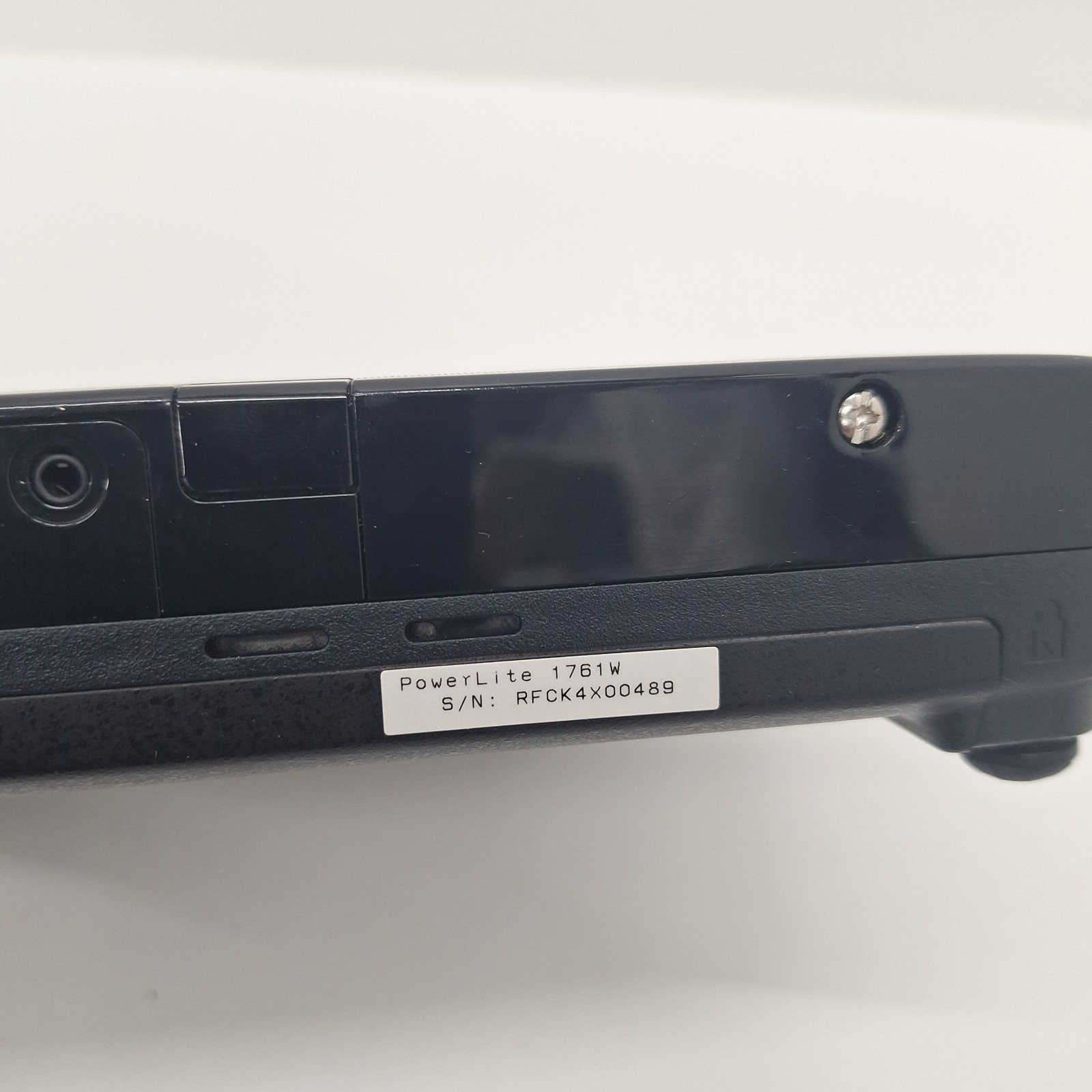 Epson H478A LCD Portable Projector Black With Remote Working Condition