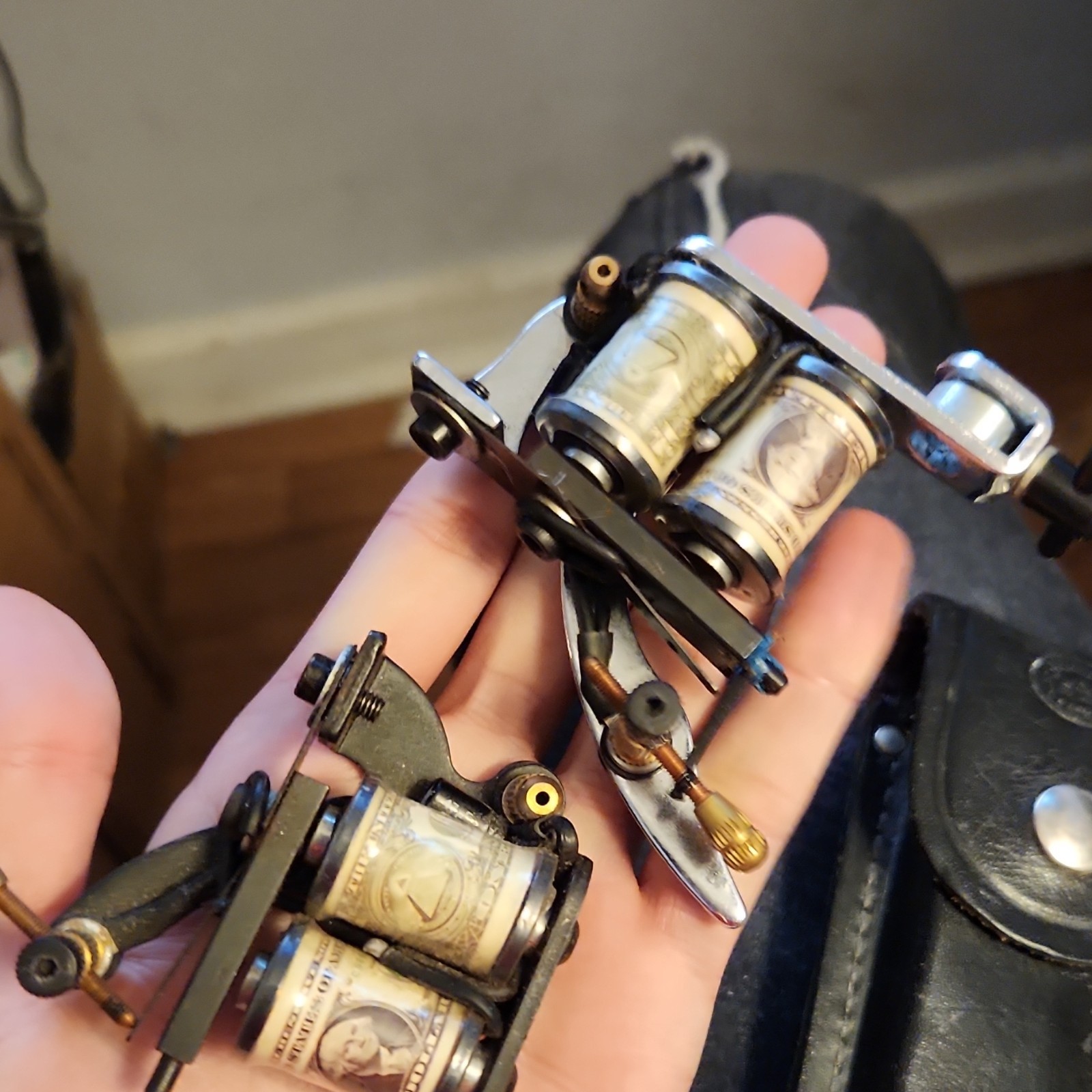Dual Coil Adjustable Tattoo Machine Black/Silver Metal Frame w/ Coils