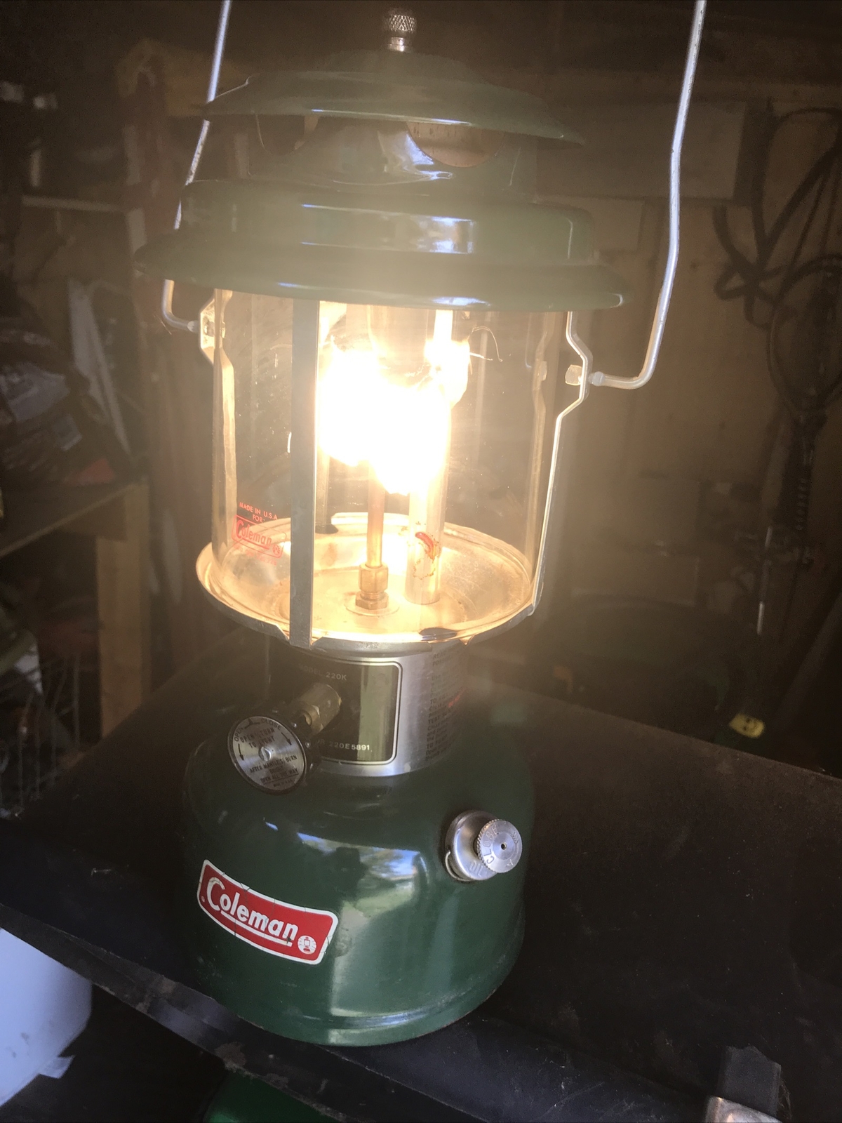 COLEMAN MODEL 220K LANTERN DATED 2/80