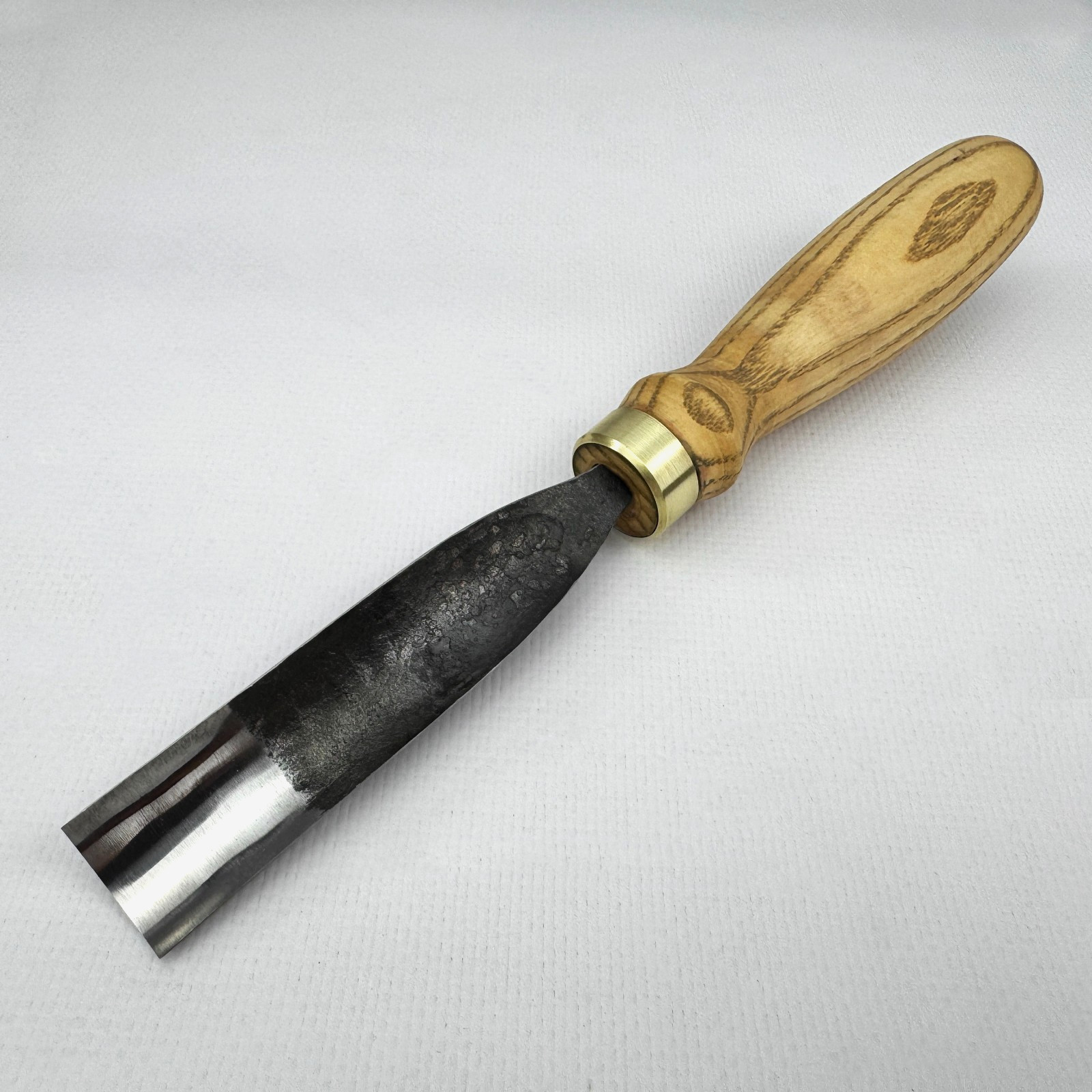 Wood Carving Gouge – Hand-Forged 52100 Steel, Ash Handle, Sharp Curved Chisel