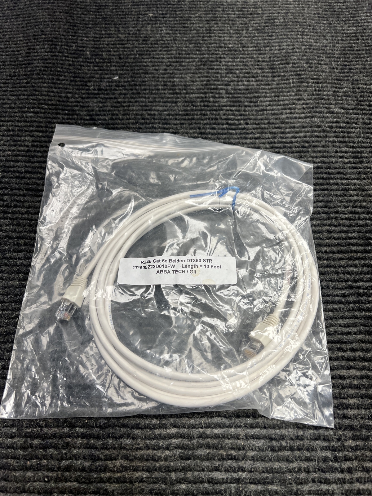 BELDEN 10 Foot White RJ45 Cat 5e Patch Cable DT350 STR