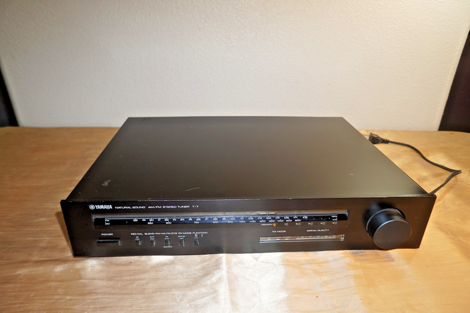 Yamaha T-7 Natural Sound AM/FM Stereo Tuner Tested