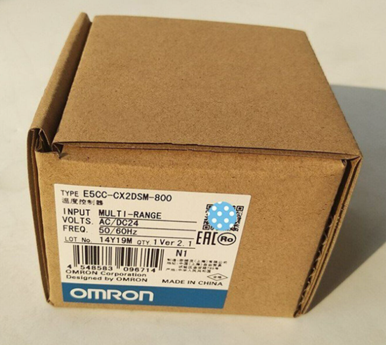 NEW Omron E5CC-CX2DSM-800 Temperature Controller