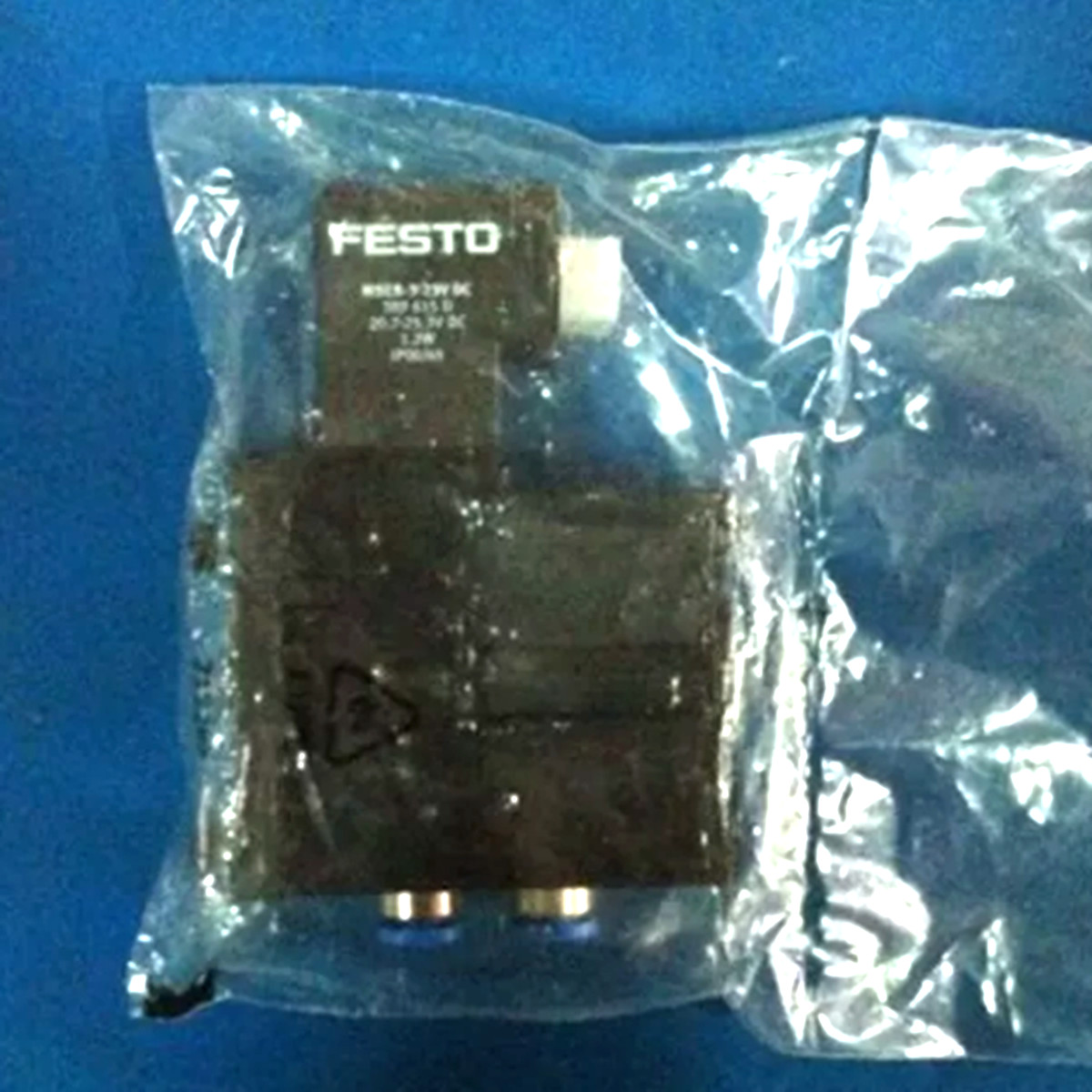 NEW FESTO MEBH-4/2-QS-6-SA M2.184.1121 Solenoid Valve