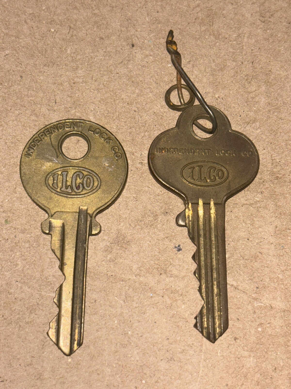 Vintage Keys ILCO Independent Lock Co Fitchburg Mass 2 Keys 1014