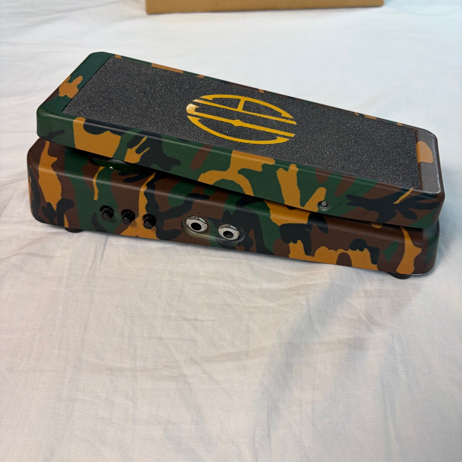 Jim Dunlop DB-01 Dimebag Signature model cry baby from hell guitar wah pedal