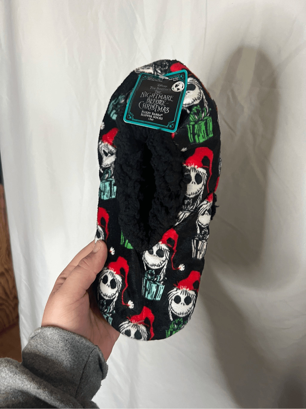 Disney Tim Burtons The Nightmare Before Christmas Fuzzy Babba Slipper Socks NEW