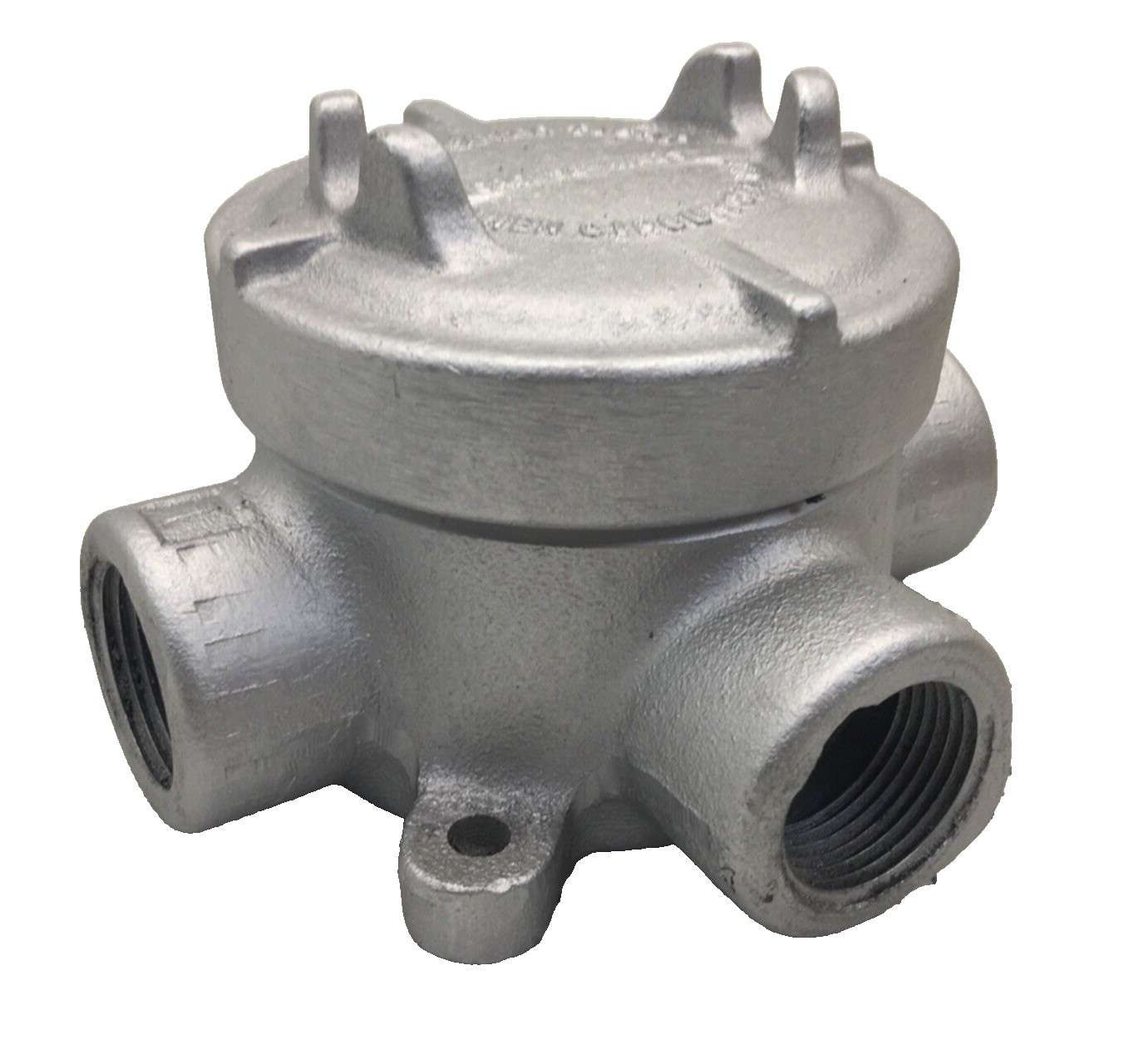 GUJT36 CROUSE HINDS 3 HUB ROUND CONDUIT OUTLET BOX WITH COVER AND 1 INCH HUBS