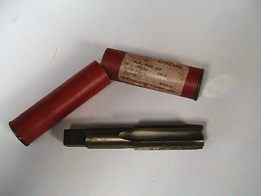 Cleveland 1 Inch 18 TPI Four Flute Plug Tap