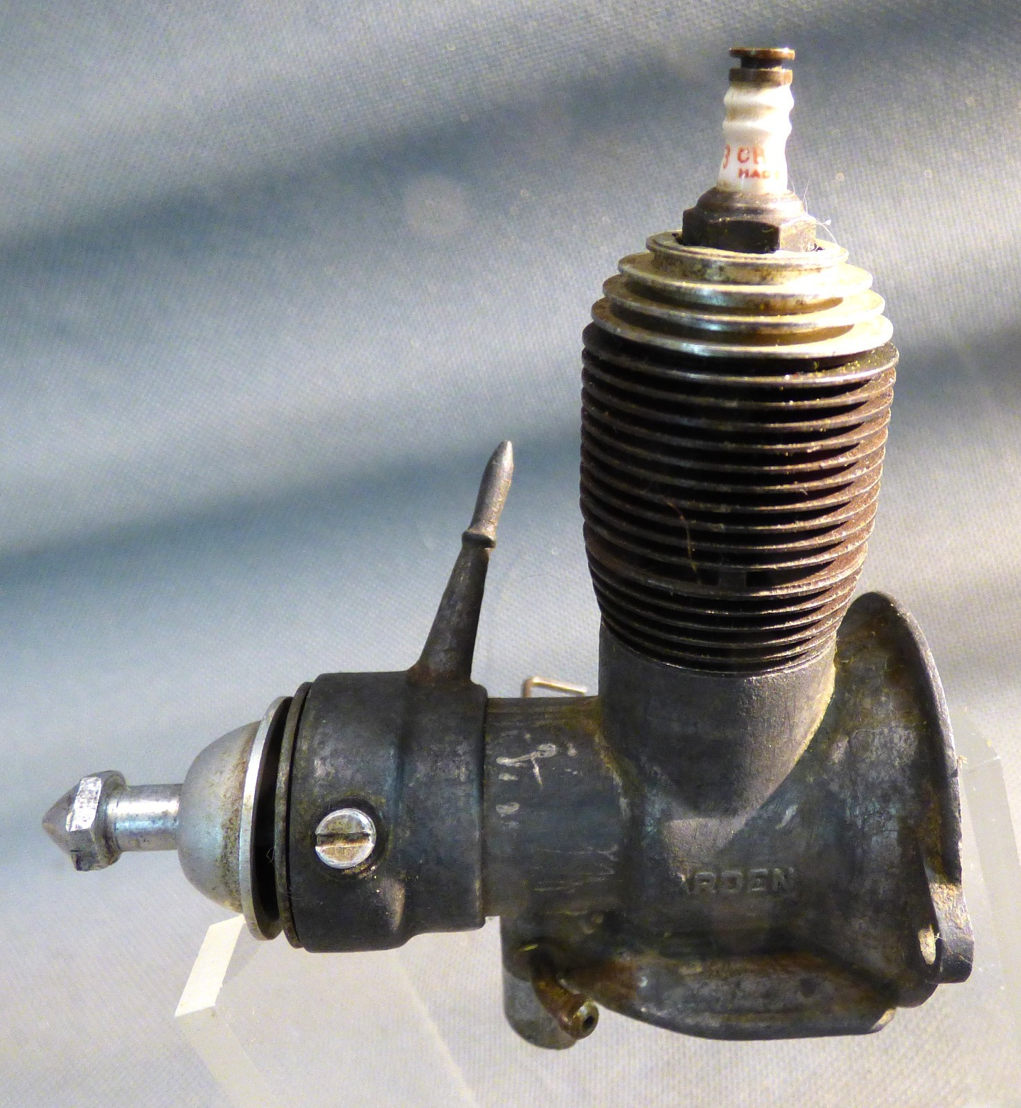 EX ARDEN .099 SPARK IGNITION GAS ENGINE 1940s ERA MICRO-BILT GOOD COMPRESSION
