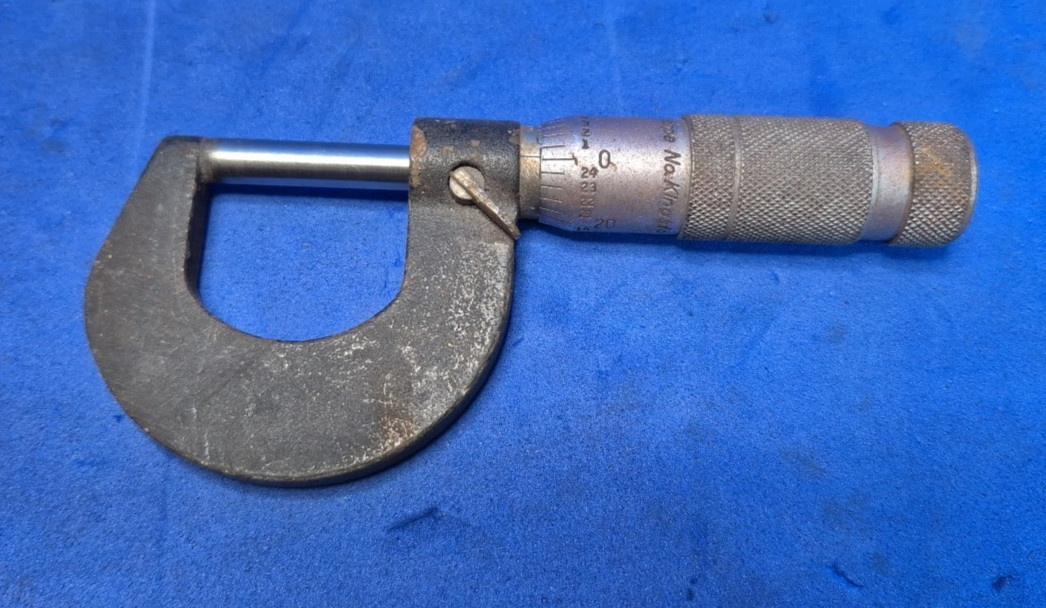 Brown & Sharpe 0-1" Micrometer