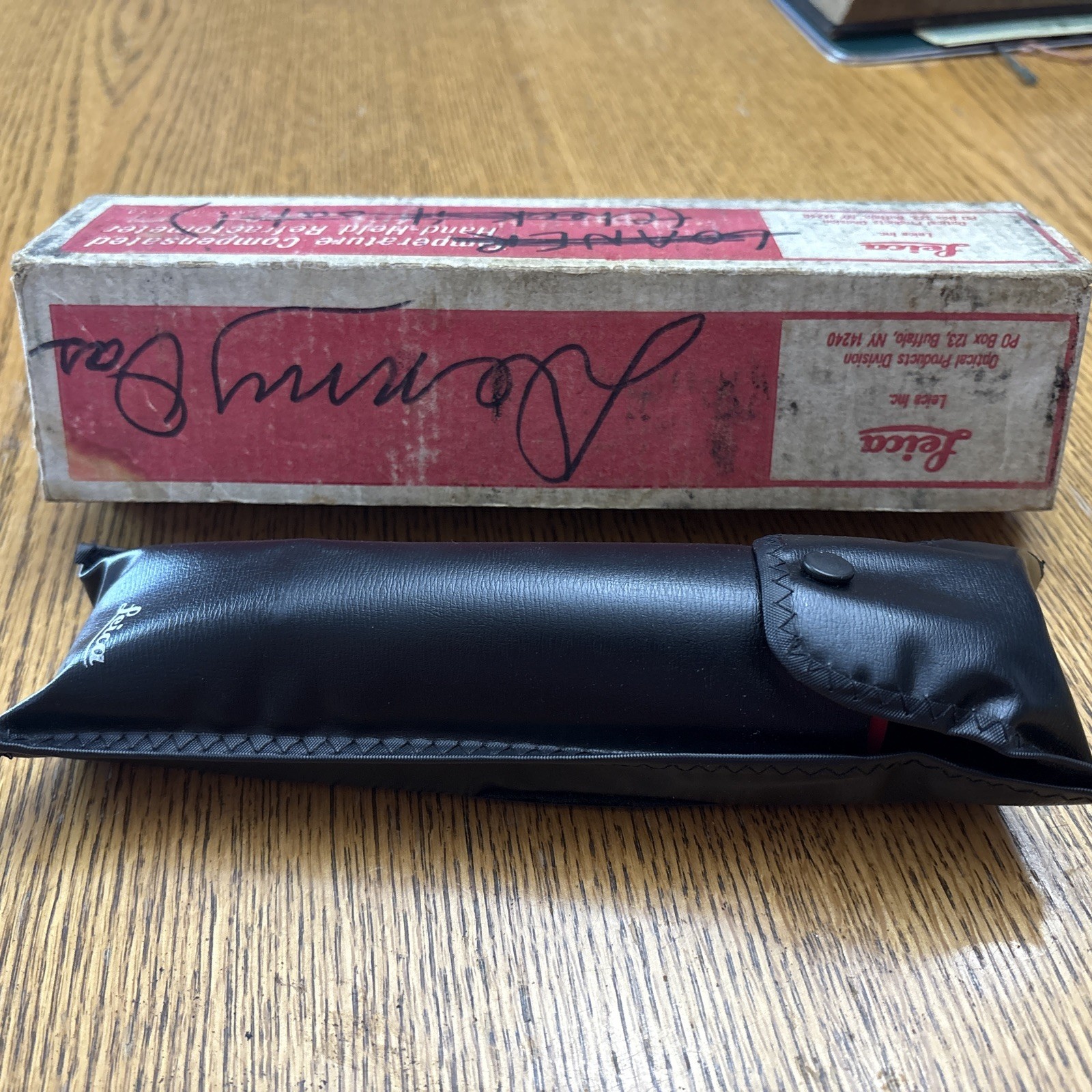 Leica 10441 0-10 Hand Held Refractometer Automatically Temperature Comp.