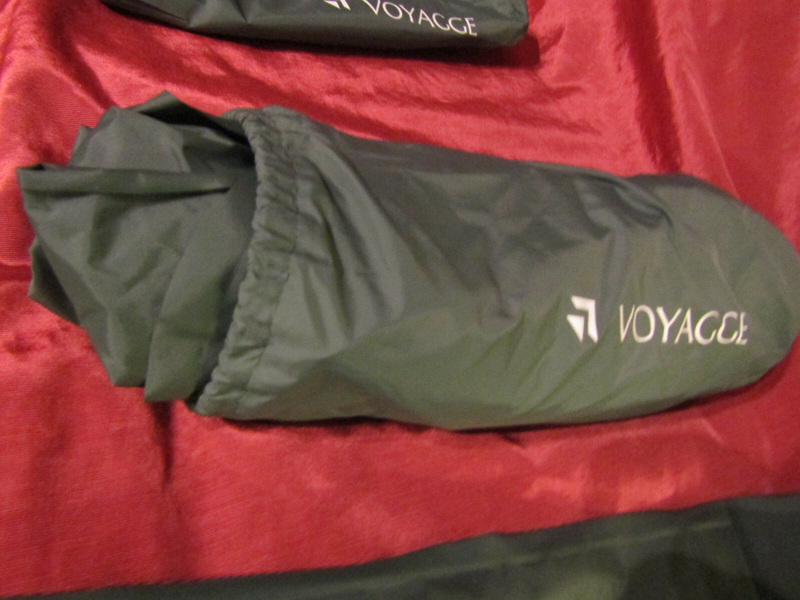 VOYAGGE Inflatable Camping Sleep Pad w/Pillows Backpack Hiking