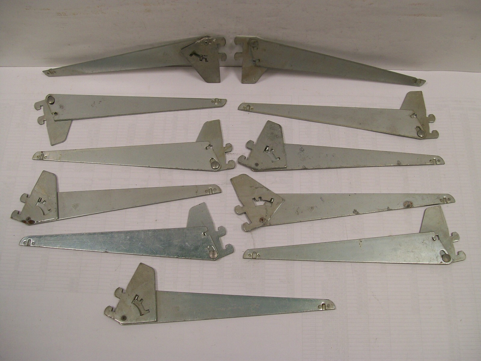LOT OF 11 RHC Slot Retail Commercial ADJUSTABLE 10" Inch Shelving Shelf Brackets