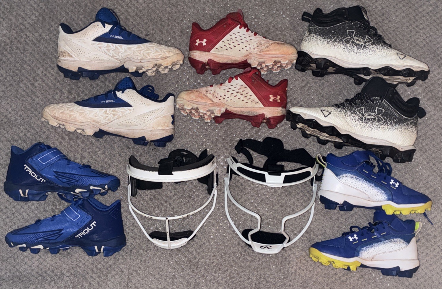 Lot Of 7 Cleats For Kids And Face Masks