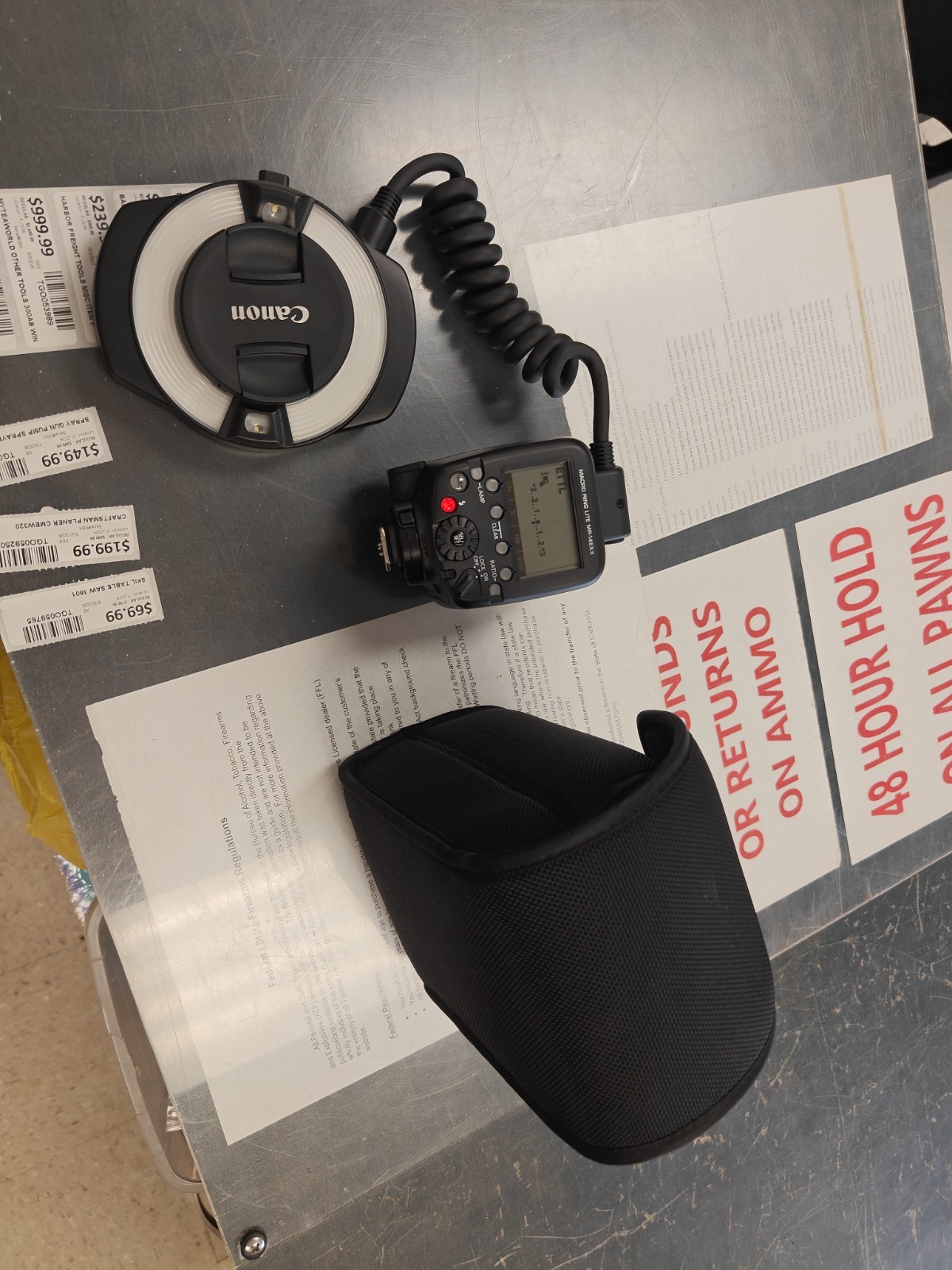 Canon Macro Ring Lite MR-14EX II Flash for Canon EOS DSLR with Case