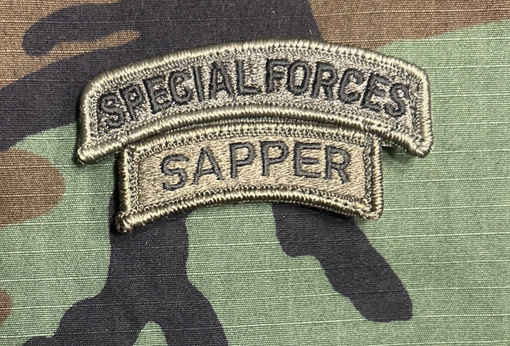 US Army Special Forces/Sapper Tabs BDU w/ Hook OD Green