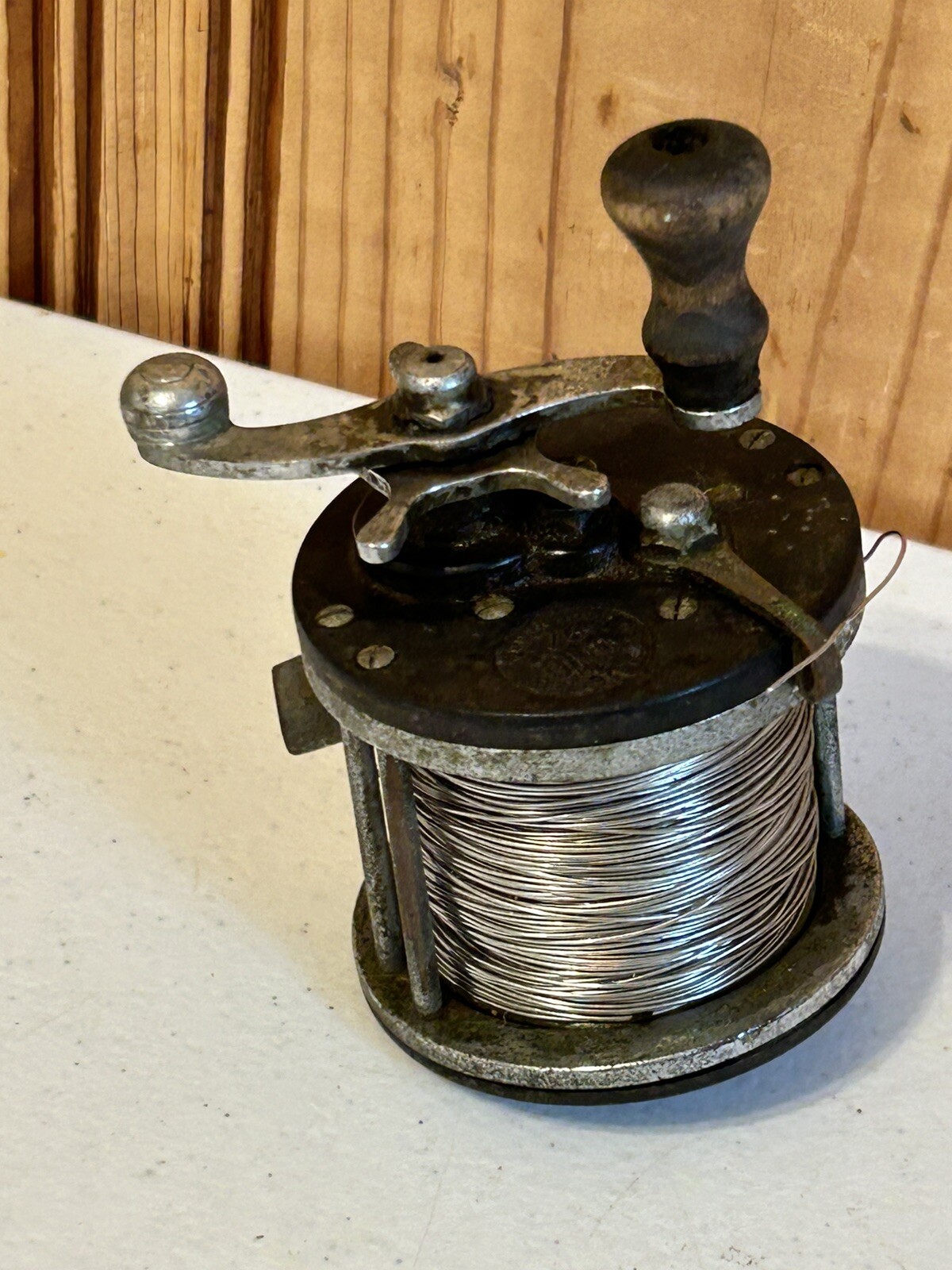 Pflueger Fishing Vintage OHIO 1978 Bait Casting Reel wood handle Made USA f1