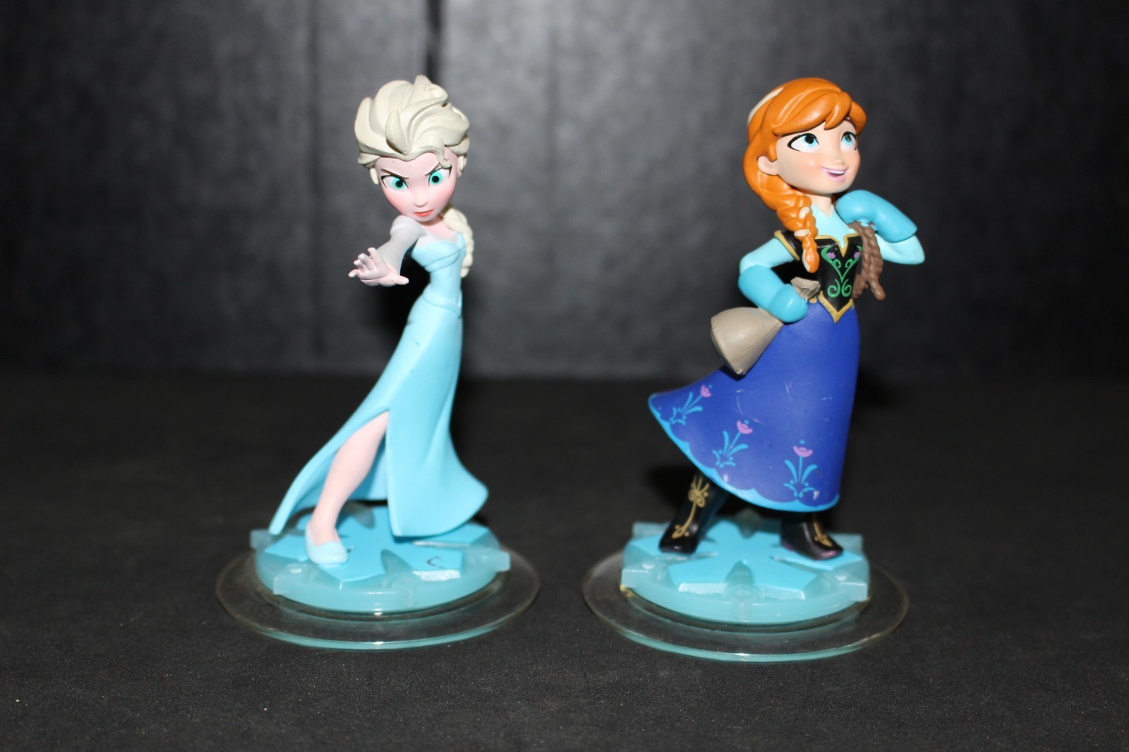 Disney Infinity - Video Game Figure - Elsa and Anna