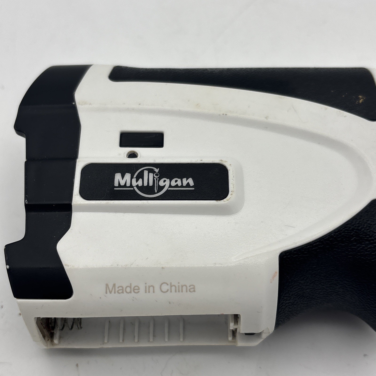 Mulligan Golf Rangefinder Precision - White 91496 (Missing Battery Cover)