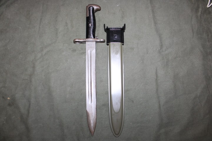 End of WW2 US Military M1 Garand Rifle Bayonet Knife with Scabbard Set AZ61