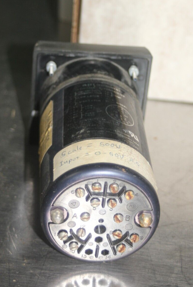 API Instruments 0/500 AC Voltmeter 1200-1245