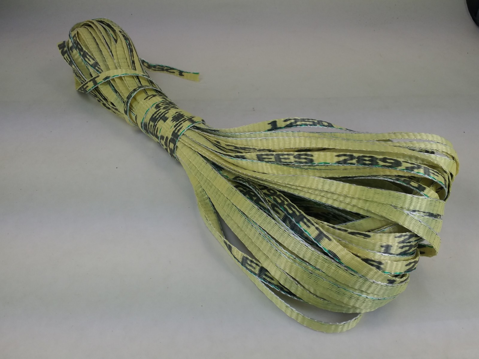 100 feet 1/4 inch wide GREENLEE 1250# POLYARAMID measuring tape hank