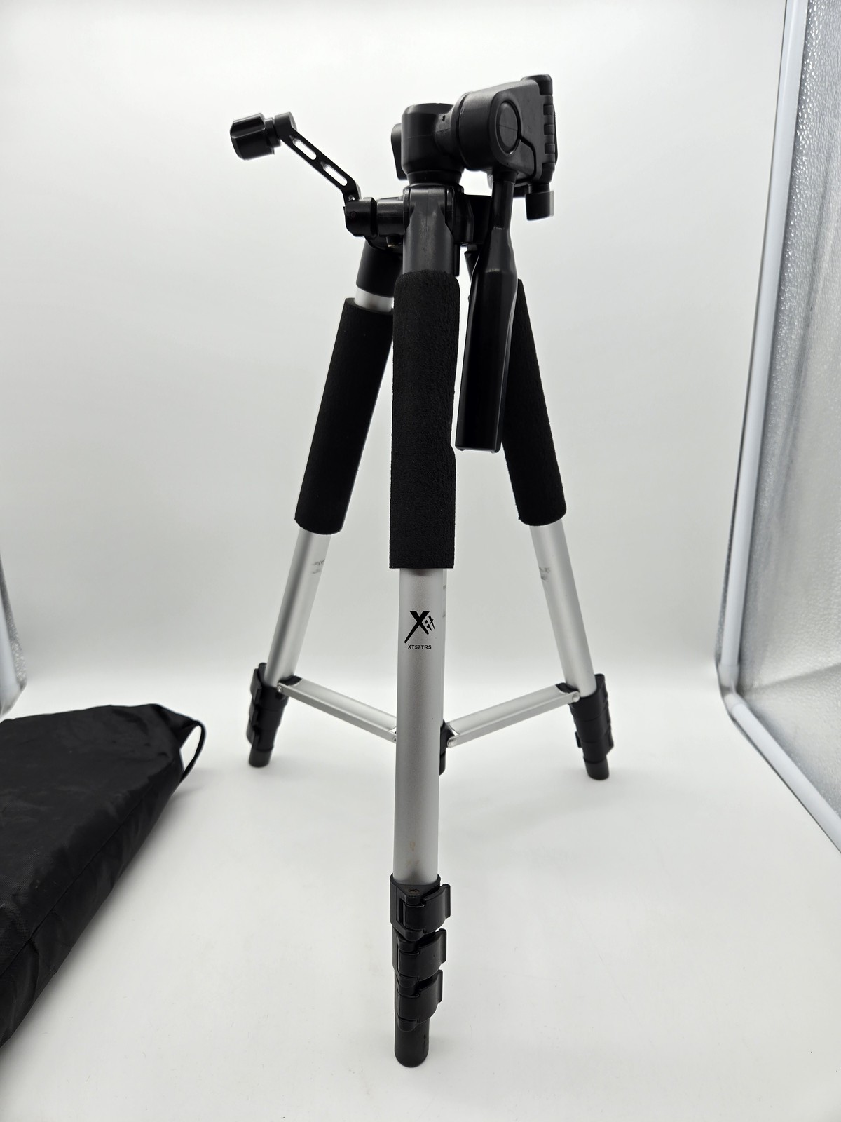 Xit XT57TRS Tripod 57" Lightweight Camera Stand Quick Release Mount with Case