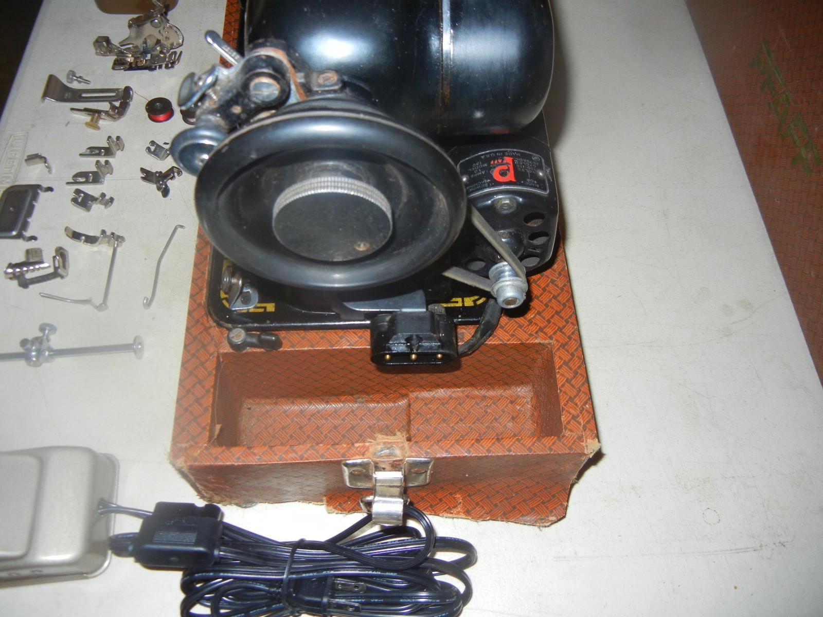 Pfaff 130 Sewing Machine with Programmer (Coffee Grinder)