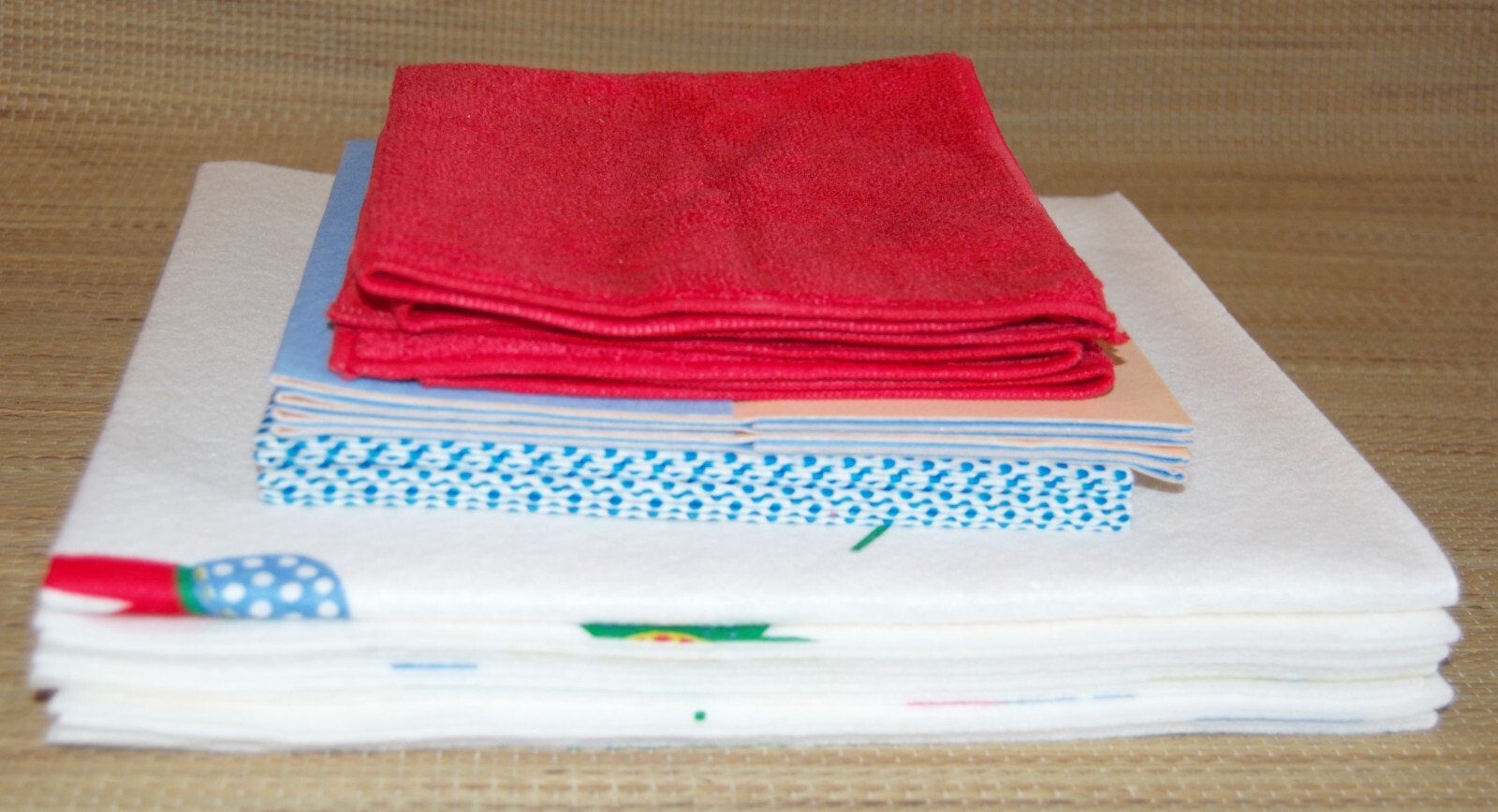 Fuller Brush Thirsty Camels & More Set of 12 Cleaning Cloths NEW #I2