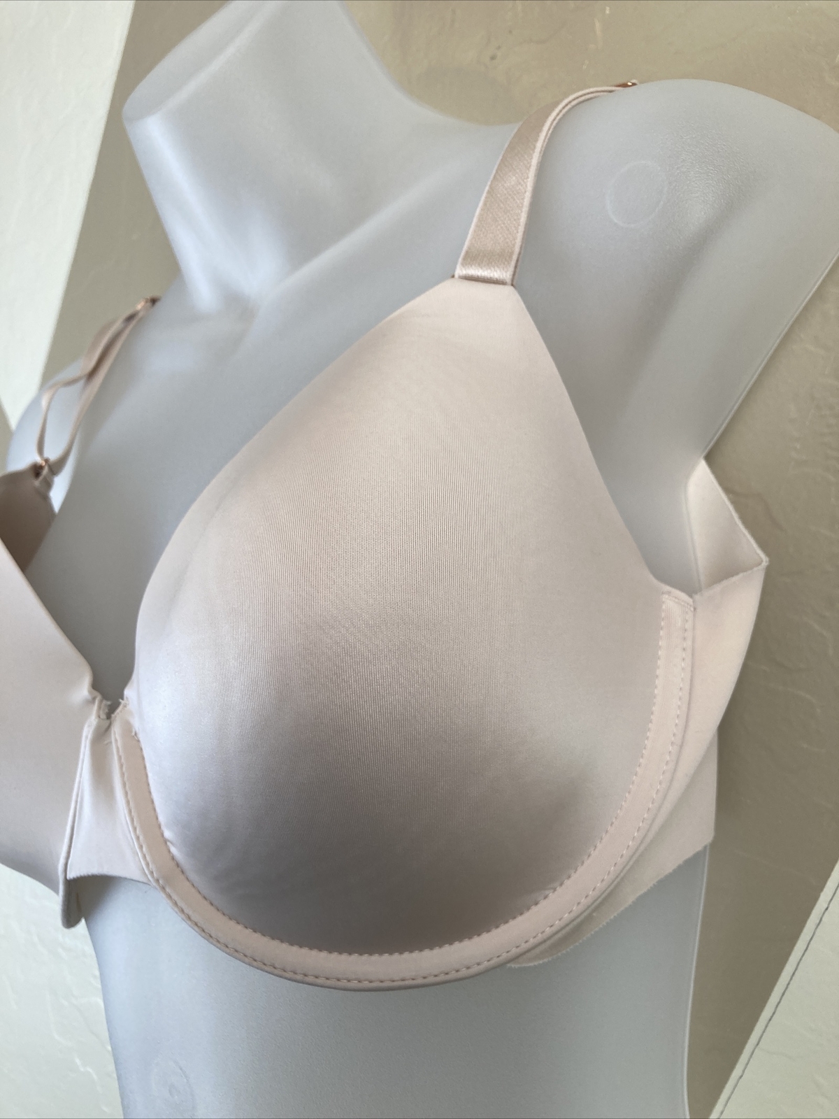 SOMA VANISHING 360 PERFECT COVERAGE UNDERWIRE BRA 36DD LIGHT NUDE